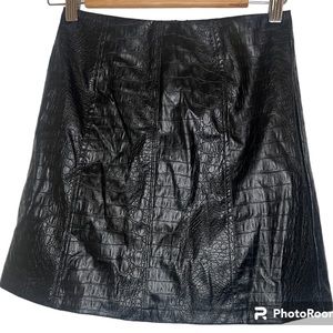 black mini skirt XS faux leather